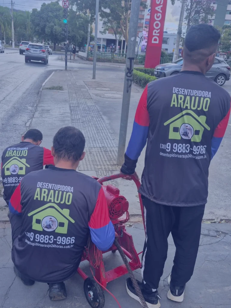 colaboradores-da-desentupidora-araujo-05